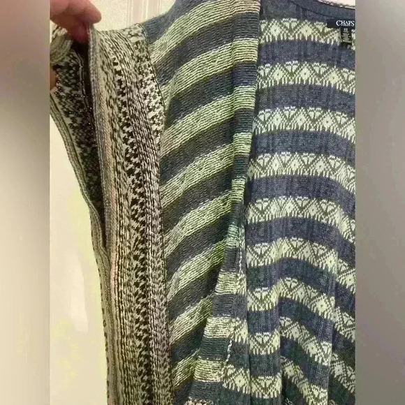 CHAPS poncho sweater - Picture 5 of 7